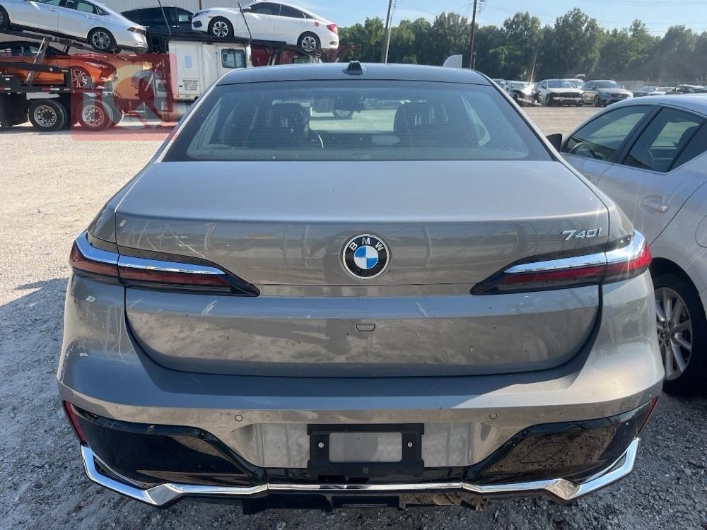 بي ام دبليو الفئة 7